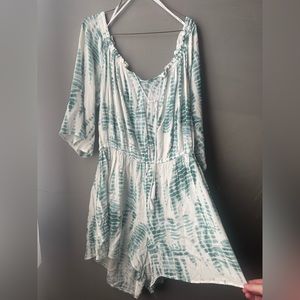 Size 2XL romper stretchy NWT